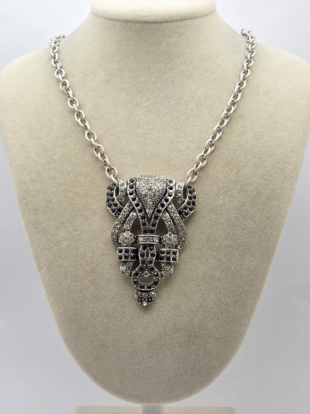 mark. Art Deco Rhinestone Elephant Motif Statement Necklace Silver Tone 18"